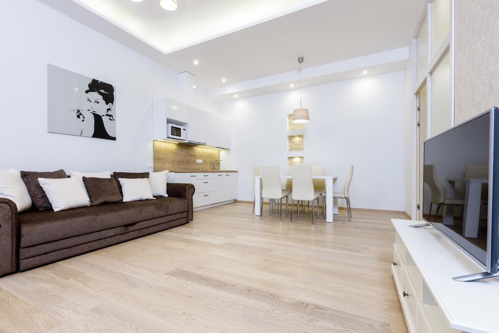 Center Avenue Apartments Vilnius Exterior photo